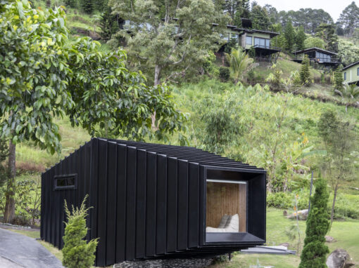 LUNE AT MOANE RESORT